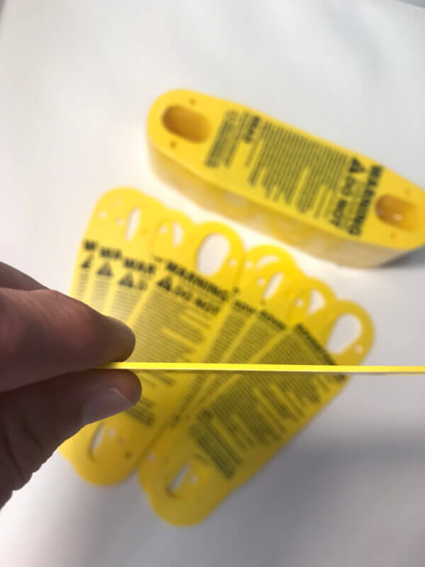 pendant-thickness.jpg pendent tags pendant warning tags